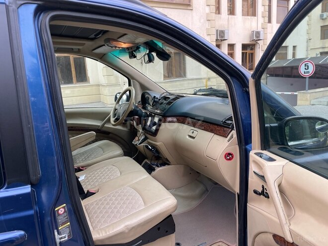 Mercedes V 220 2004, 410,000 km - 2.2 л - Bakı