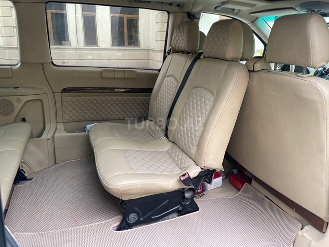 Mercedes V 220 2004, 410,000 km - 2.2 л - Bakı