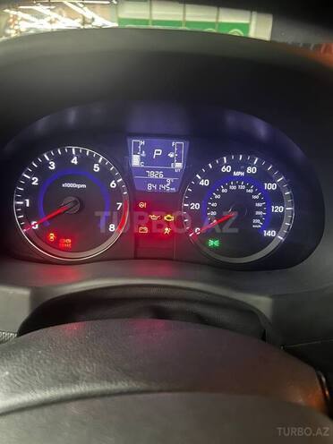 Hyundai Accent 2015, 135,418 km - 1.6 l - Bakı