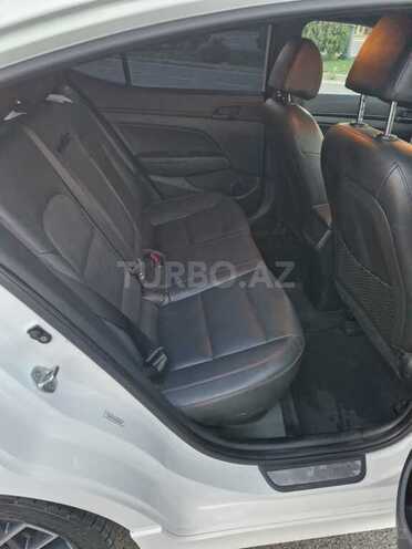 Hyundai Elantra 2019, 182,178 km - 1.6 l - Tovuz