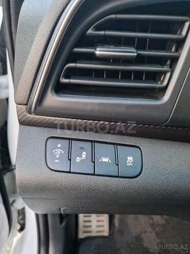 Hyundai Elantra 2019, 182,178 km - 1.6 l - Tovuz