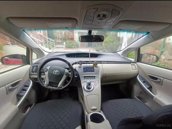Toyota Prius 2015, 49,949 km - 1.8 л - Bakı