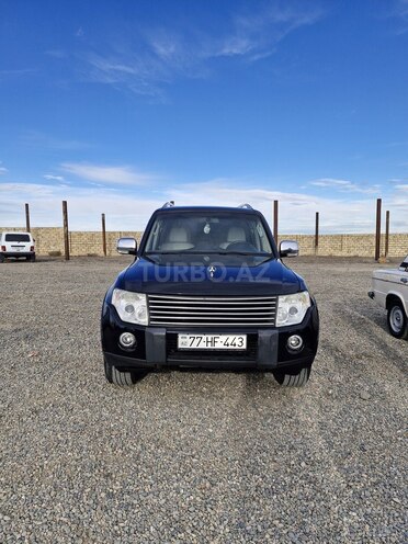 Mitsubishi Pajero 2007, 254,000 km - 3.0 л - Yevlax