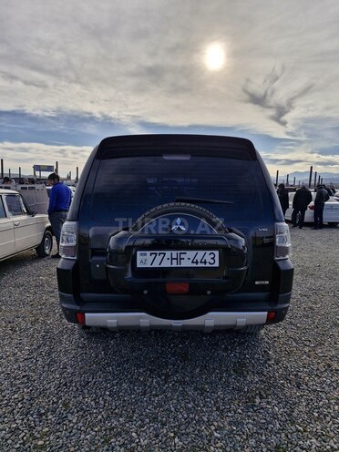 Mitsubishi Pajero 2007, 254,000 km - 3.0 л - Yevlax