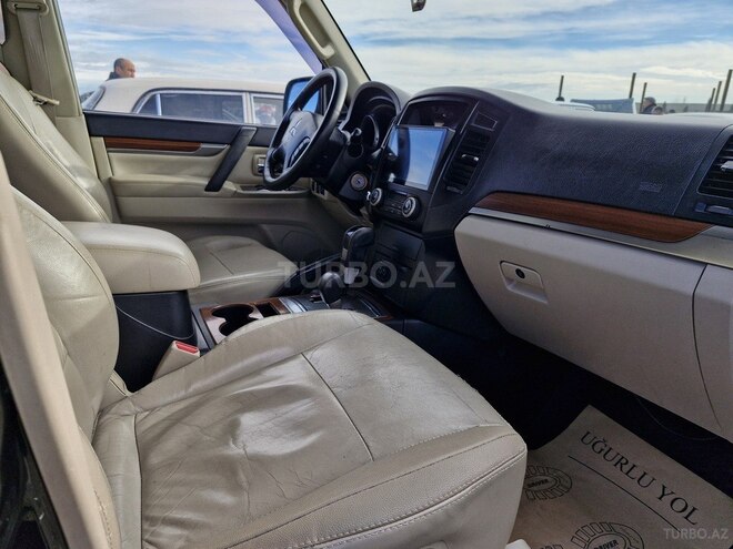 Mitsubishi Pajero 2007, 254,000 km - 3.0 л - Yevlax