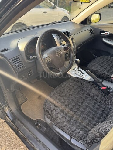 Toyota Corolla 2013, 175,000 km - 1.6 l - Bakı