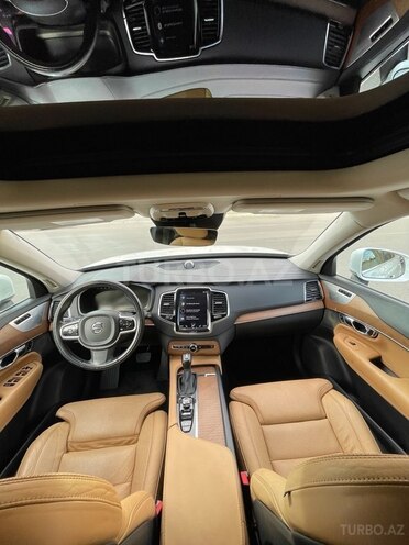 Volvo XC90-3