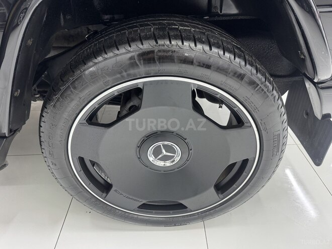 Mercedes G 65 AMG-12