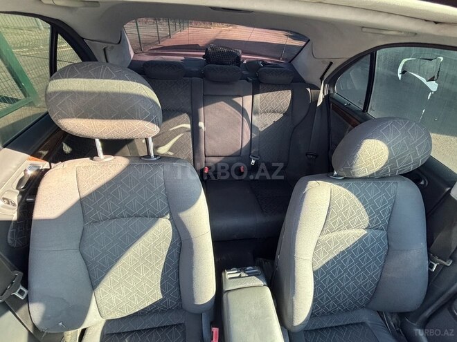 Mercedes C 240 2001, 355,000 km - 2.6 л - Lənkəran