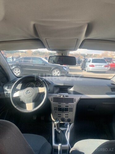 Opel Astra 2007, 183,000 km - 1.4 л - Bakı