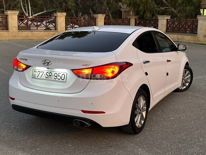 Hyundai Avante-2