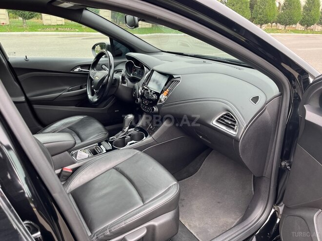 Chevrolet Cruze 2017, 178,000 km - 1.4 l - Gəncə
