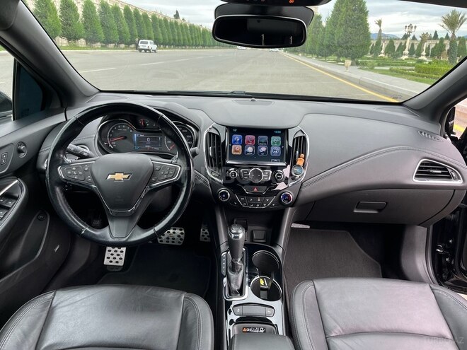 Chevrolet Cruze 2017, 178,000 km - 1.4 l - Gəncə