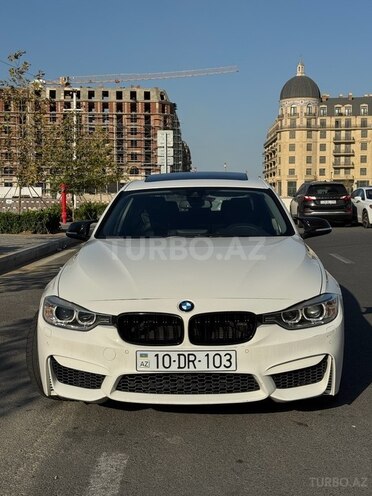 BMW 320-1
