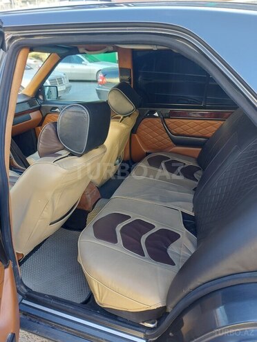 Mercedes E 220 1995, 570,000 km - 2.2 l - Bakı