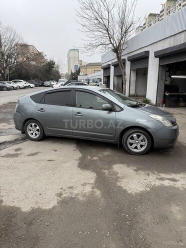 Toyota Prius 2005, 280,000 km - 1.5 л - Sabirabad