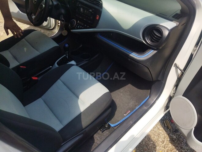Toyota Prius C 2012, 217,000 km - 1.5 л - Bakı