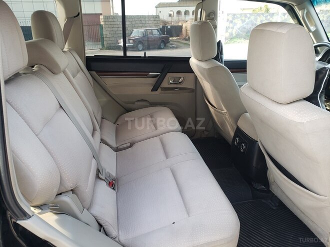 Mitsubishi Pajero 2007, 288,000 km - 3.0 л - Bakı