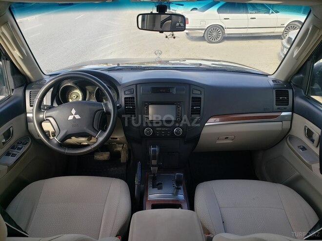 Mitsubishi Pajero 2007, 288,000 km - 3.0 л - Bakı