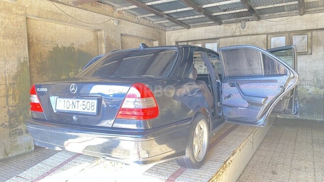 Mercedes C 180 1995, 386,000 km - 2.0 л - Masallı