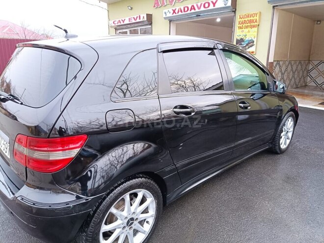 Mercedes B 170 2006, 275,000 km - 1.7 l - Zaqatala
