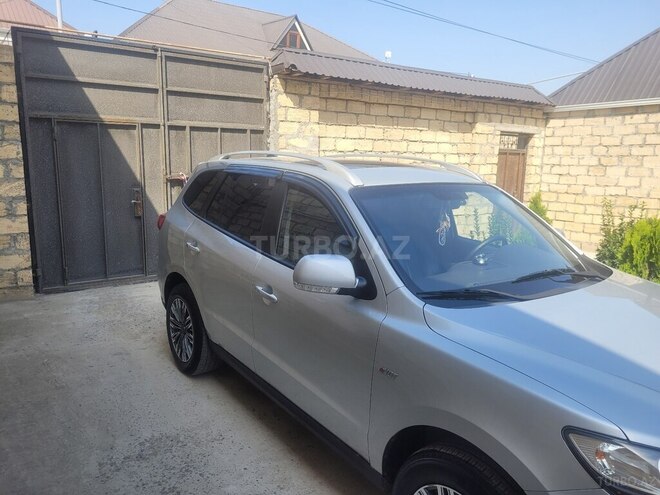 Hyundai Santa Fe 2010, 195,000 km - 2.0 l - Gəncə