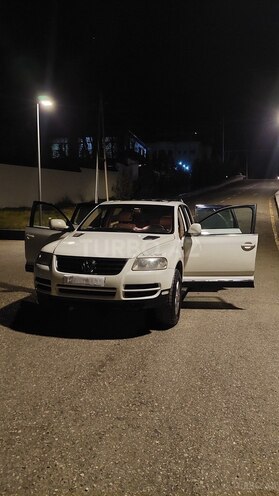Volkswagen Touareg 2005, 327,000 km - 3.2 л - Quba