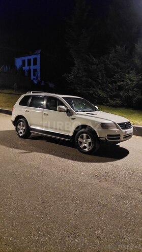 Volkswagen Touareg 2005, 327,000 km - 3.2 л - Quba