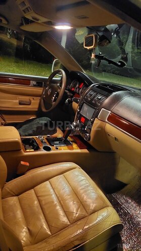 Volkswagen Touareg 2005, 327,000 km - 3.2 л - Quba