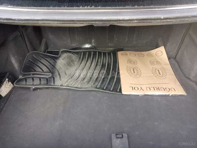 Mercedes E 240 2001, 361,000 km - 2.4 l - Bakı