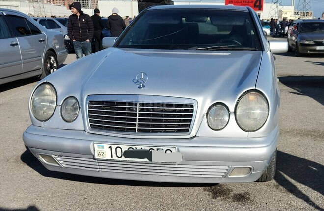 Mercedes E 230 1998, 585,000 km - 2.3 l - Bakı