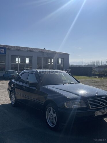 Mercedes C 180 1995, 386,000 km - 2.0 л - Masallı