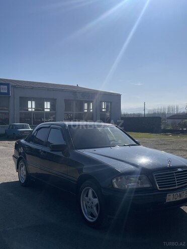 Mercedes C 180 1995, 386,000 km - 2.0 л - Masallı