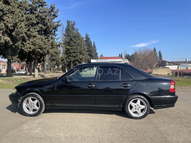 Mercedes C 180 1995, 386,000 km - 2.0 л - Masallı