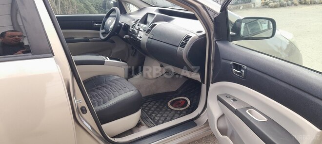 Toyota Prius 2006, 260,000 km - 1.5 л - Bakı