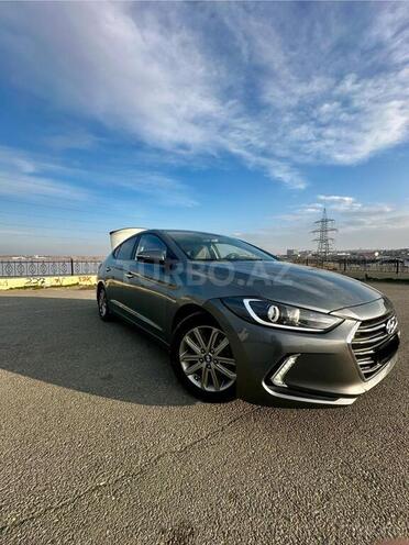 Hyundai Avante 2016, 248,500 km - 1.6 l - Bakı