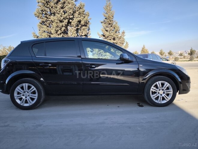 Opel Astra 2009, 180,000 km - 1.3 l - Bakı