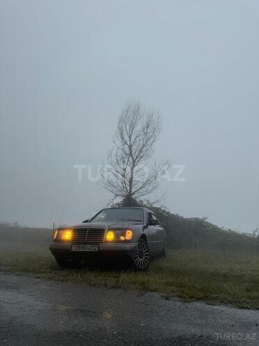 Mercedes E 230 1991, 390,000 km - 2.3 l - Şəmkir