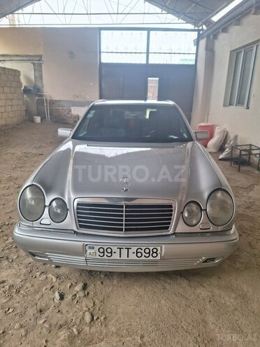 Mercedes E 230 1996, 641,359 km - 2.3 l - Gəncə