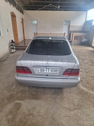 Mercedes E 230 1996, 641,359 km - 2.3 l - Gəncə