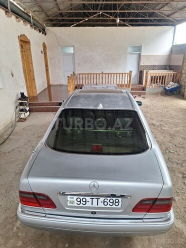 Mercedes E 230 1996, 641,359 km - 2.3 l - Gəncə