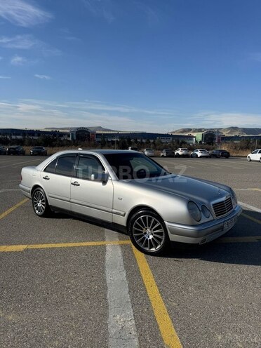 Mercedes E 200 1998, 304,044 km - 2.0 л - Bakı