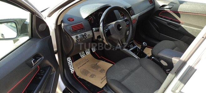 Opel Astra 2004, 203,716 km - 1.4 л - Masallı