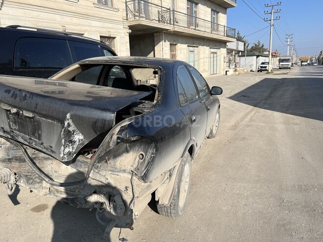 Nissan Sunny 2008, 420,000 km - 1.6 л - Bakı