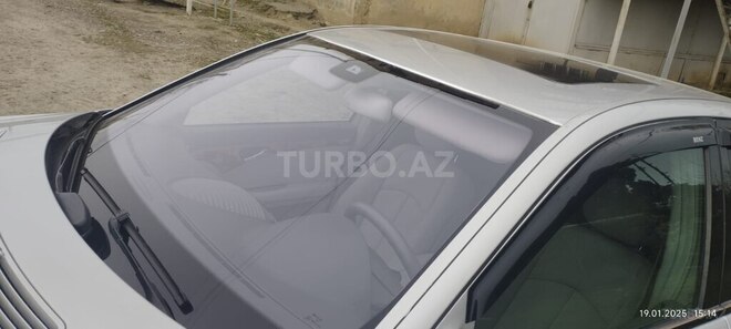 Mercedes E 270-8