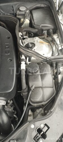 Mercedes E 270-19