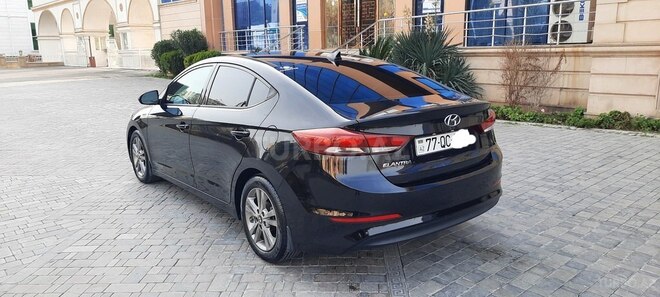 Hyundai Elantra 2018, 62,000 km - 2.0 л - Bakı