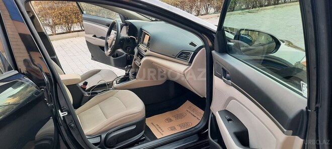 Hyundai Elantra 2018, 62,000 km - 2.0 л - Bakı