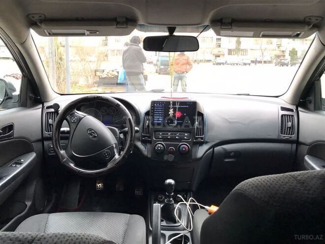 Hyundai i30 2009, 300,000 km - 1.6 л - Gəncə
