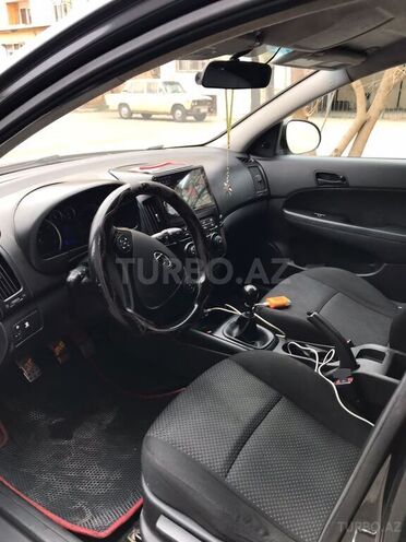Hyundai i30 2009, 300,000 km - 1.6 л - Gəncə